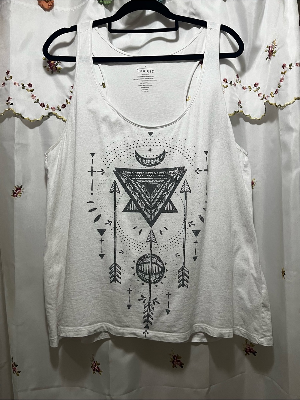 Torrid White Graphic Tank Top with Geometric Print